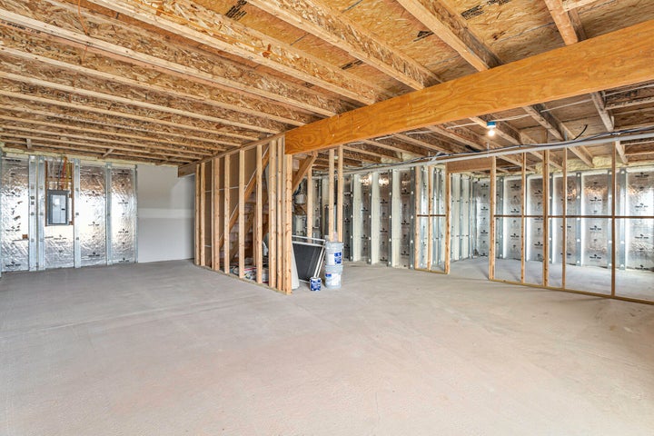 20250413221045054737000000-o