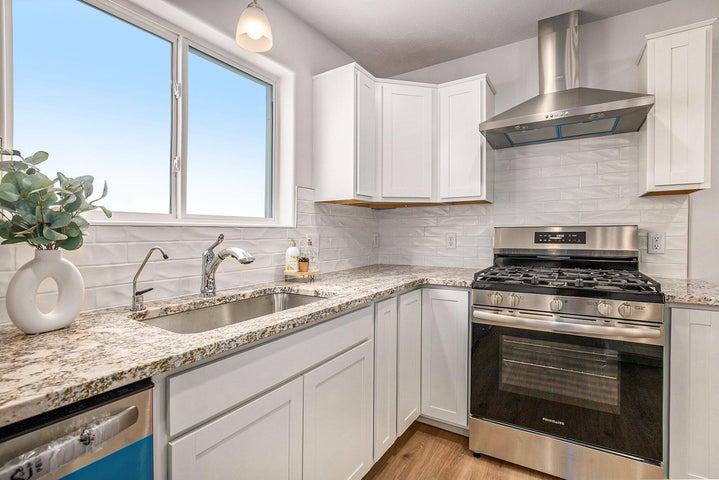 20250923050122923325000000-o