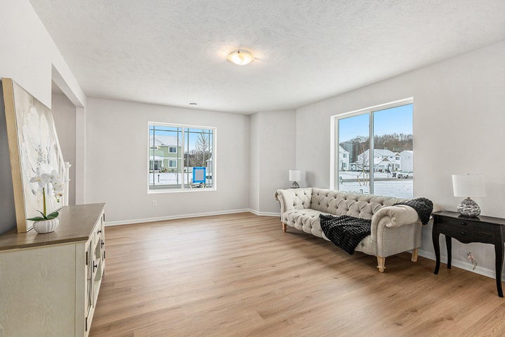 20250923050123169484000000-o