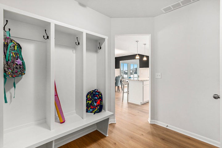 20250923050123402472000000-o