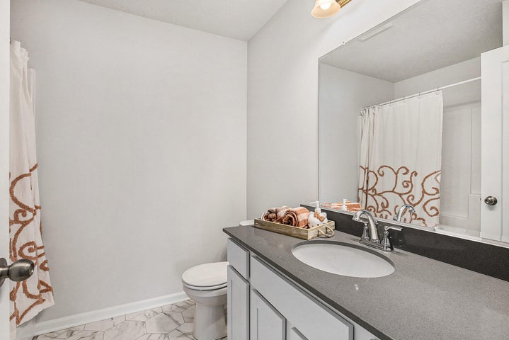 20250923050124000194000000-o