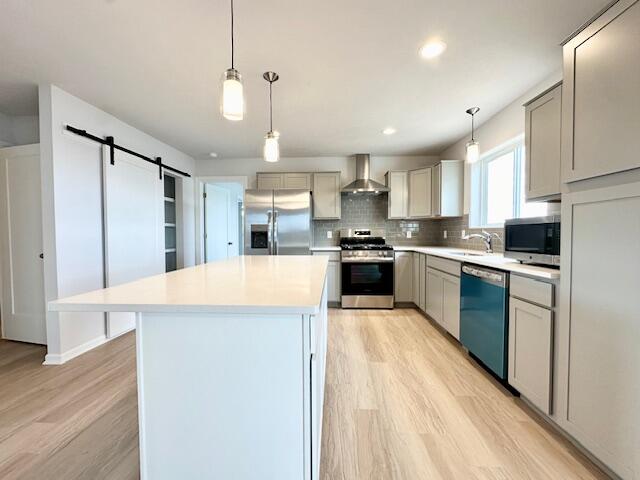 20250929224210733314000000-o