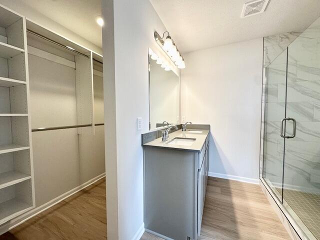 20250929224211037794000000-o