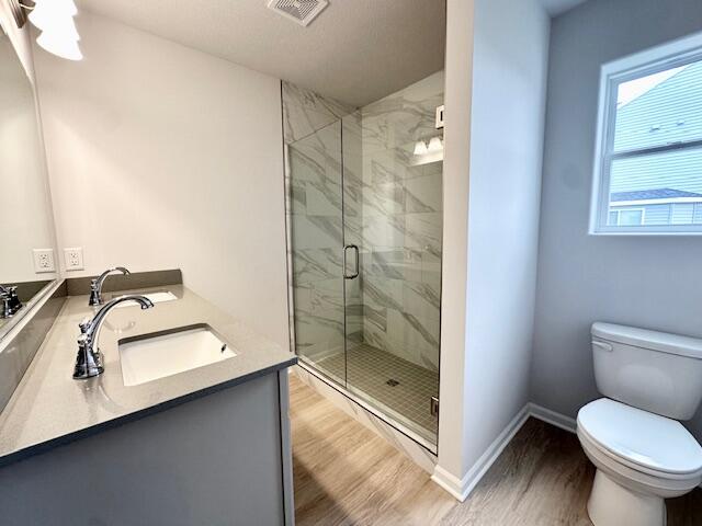 20250929224211120849000000-o