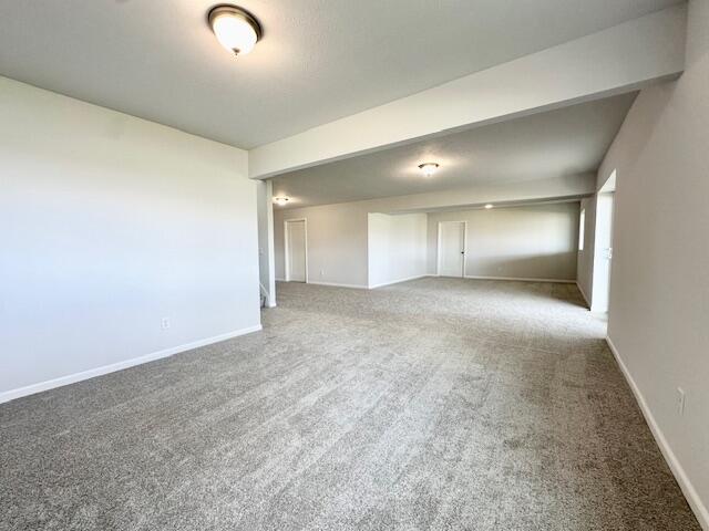 20250929224211321981000000-o